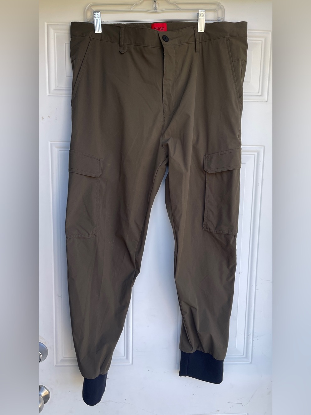 HUGO Olive Cargo Jogger Pants size 34